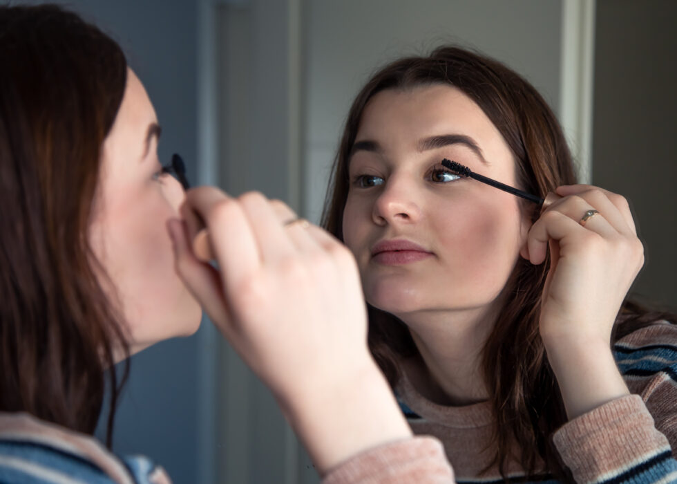 Eyebrow Tattoo Color: How to Choose the Right Shade for Your Skin